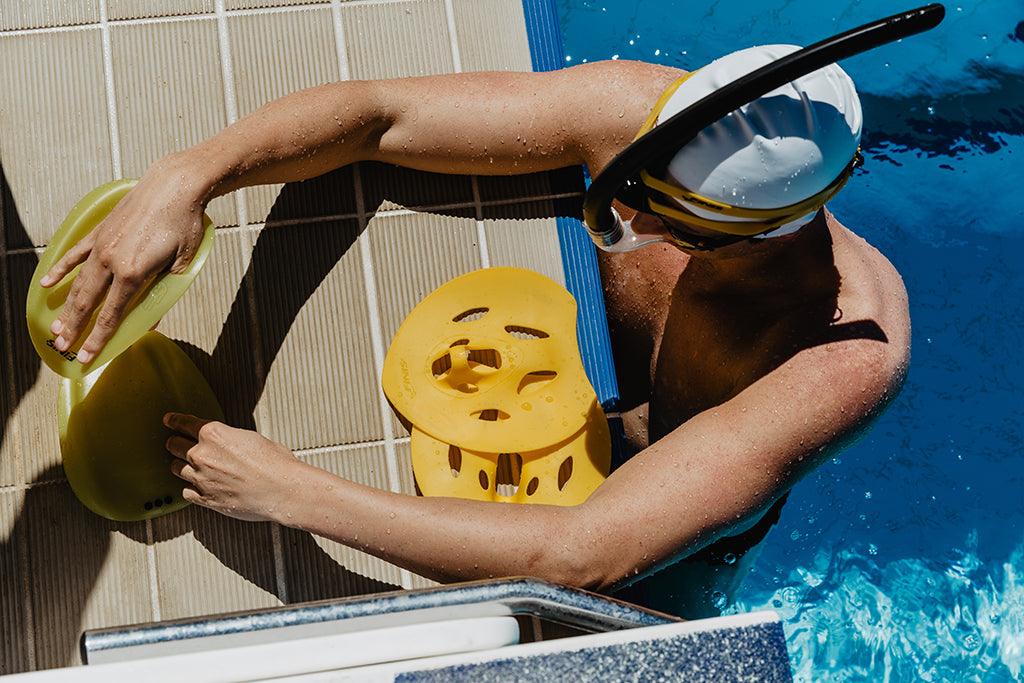 FINIS Manta Paddles - Aqua Shop